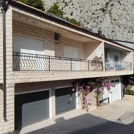 Apartment Adrian Omiš Εξωτερικό φωτογραφία