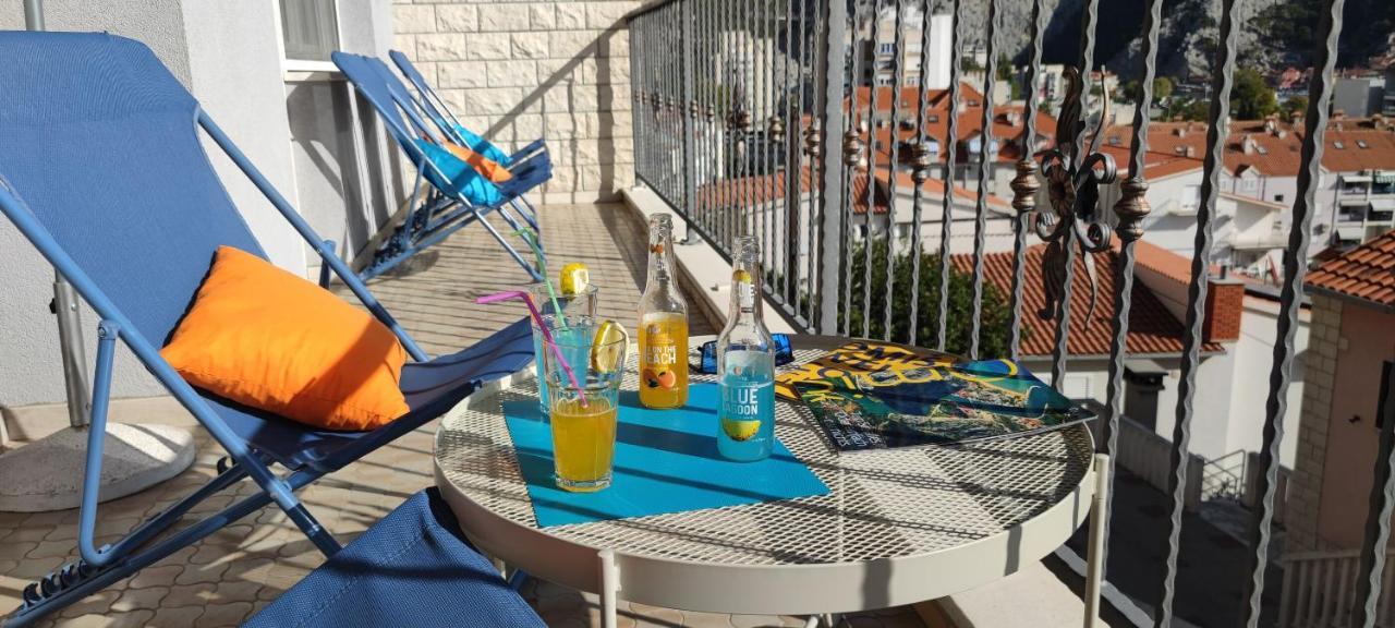 Apartment Adrian Omiš Εξωτερικό φωτογραφία